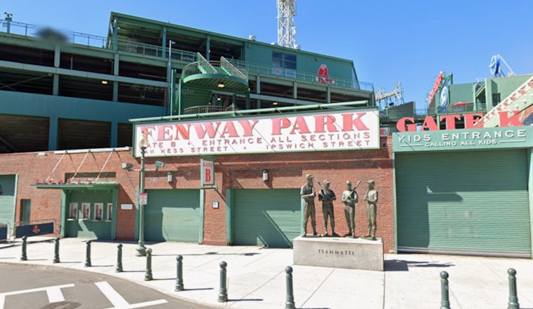 Fenway Unleashes Lobstah Poutine And Surf & Turf Dog For Sox Faithful