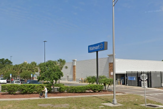 Five Hurt After Dogs Fight Inside Palm Harbor Walmart