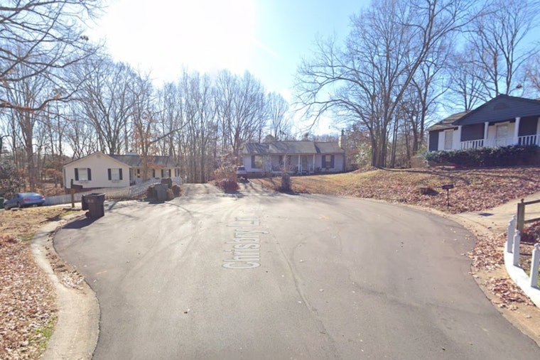 Flames Erupt on Chrisbry Lane as Charlotte Crews Race to Structure Fire