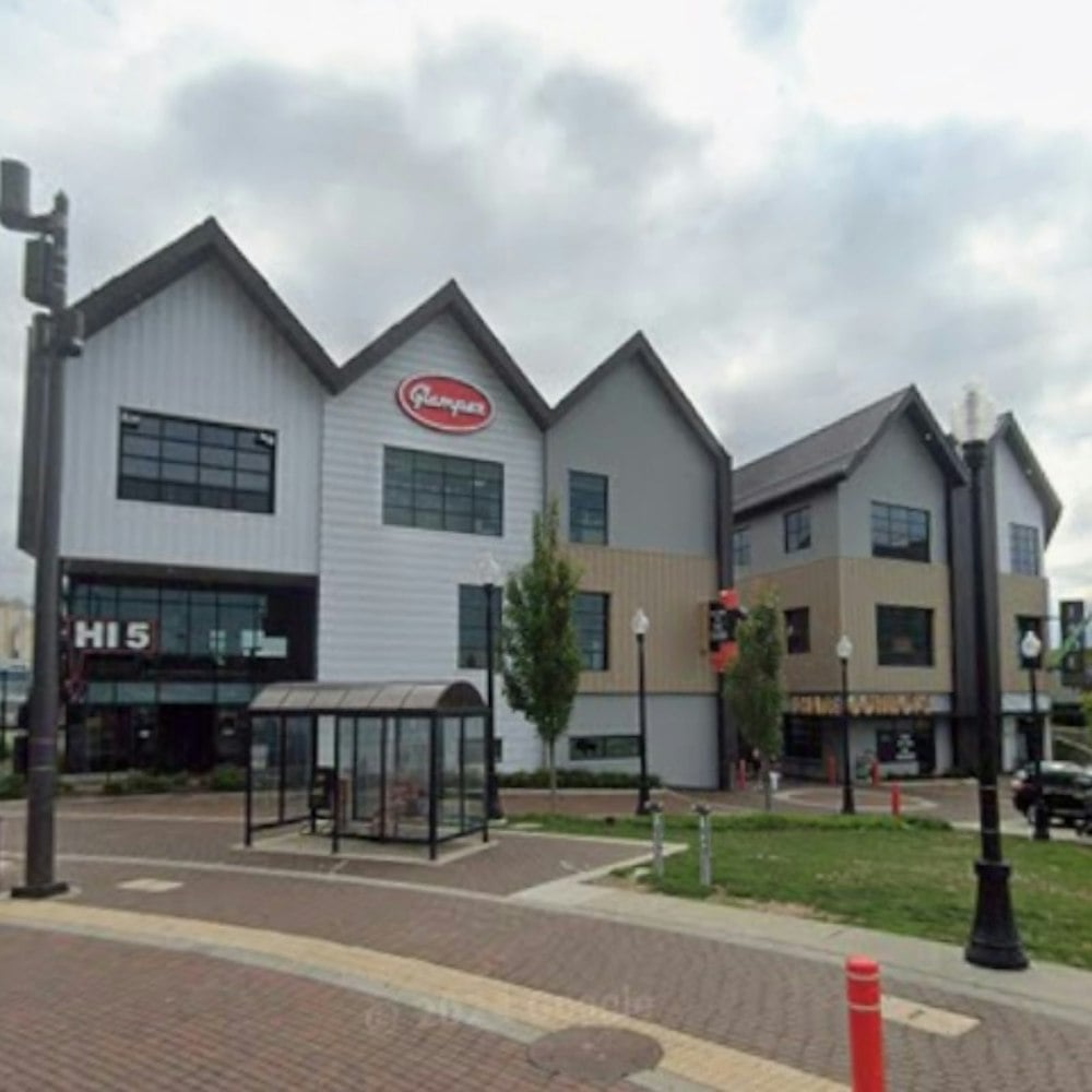 Flats Nightlife Shakeup As Good Night John Boy Jumps To Riverfront, Shots Bar Moves In