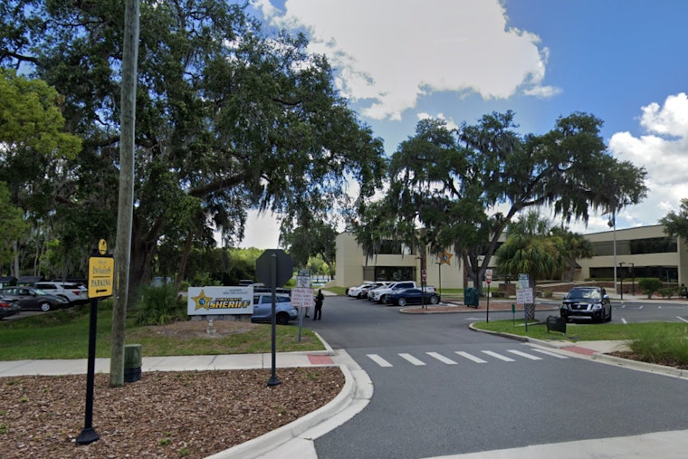 Floral City Fire Horror as Sheriff Hunts Homicide Suspect on the Loose