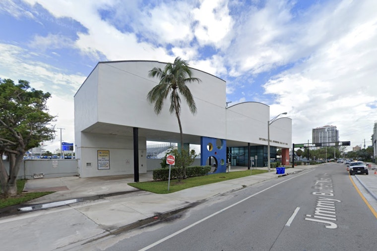Fort Lauderdale Pool Turns Into Global Magnet For High Divers And Swim Stars