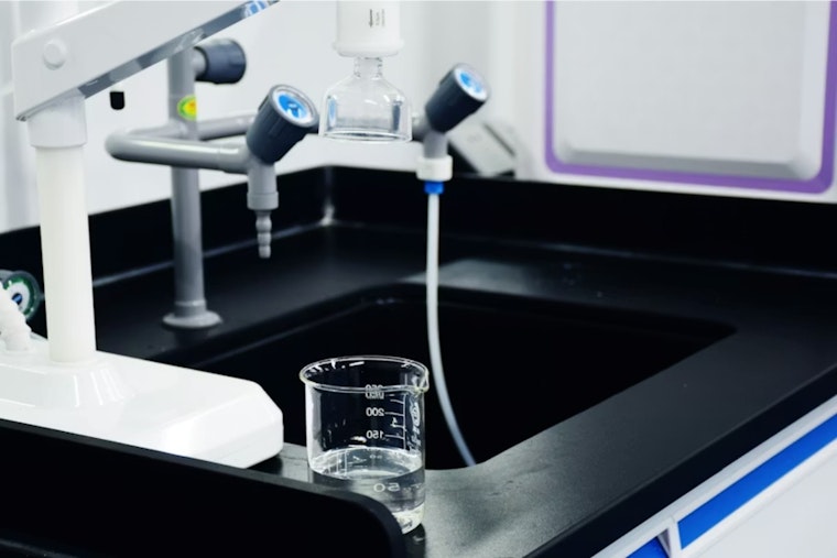 Fort Worth Sticks With Fluoride While Feds Recheck the Science