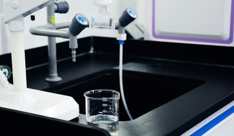 Fort Worth Sticks With Fluoride While Feds Recheck the Science