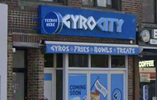 Free Gyros Lure Astoria As Gyro City Lands On 30th Ave