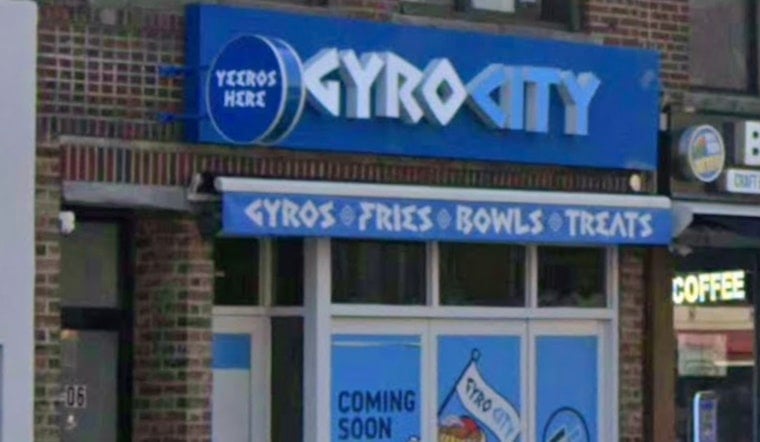 Free Gyros Lure Astoria As Gyro City Lands On 30th Ave