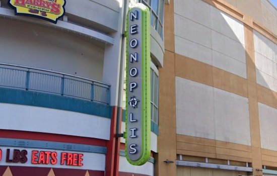 Fremont Street Scores Fish-Shaped Sugar Rush With Swirl Twirl Soft Serve And Taiyaki
