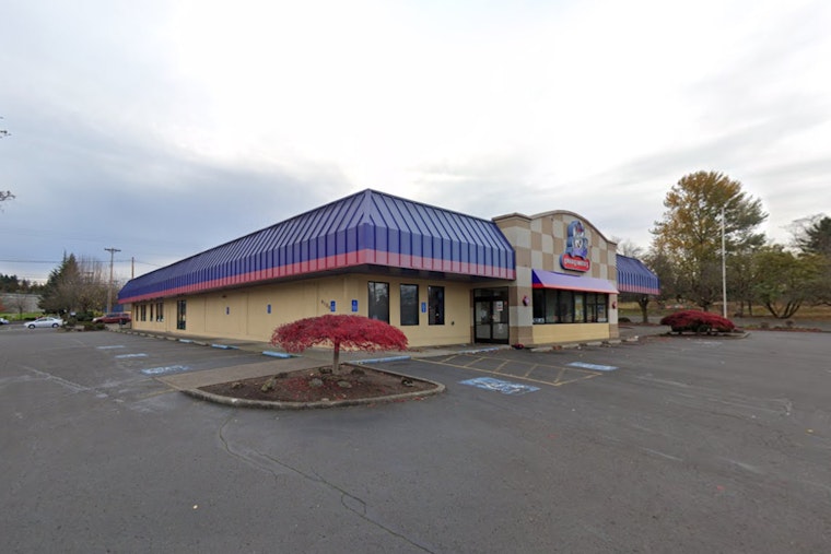 From Ball Pits To Pickleball: SE Portland Chuck E. Cheese Gets New Life