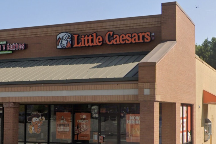 Gainesville Little Caesars Flunks, Chamblee Shawarma Spot Aces Perfect 100