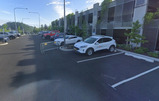 Gateway Transit Hub Bloodshed As Portland Man Slashed, Cops Hunt Suspect