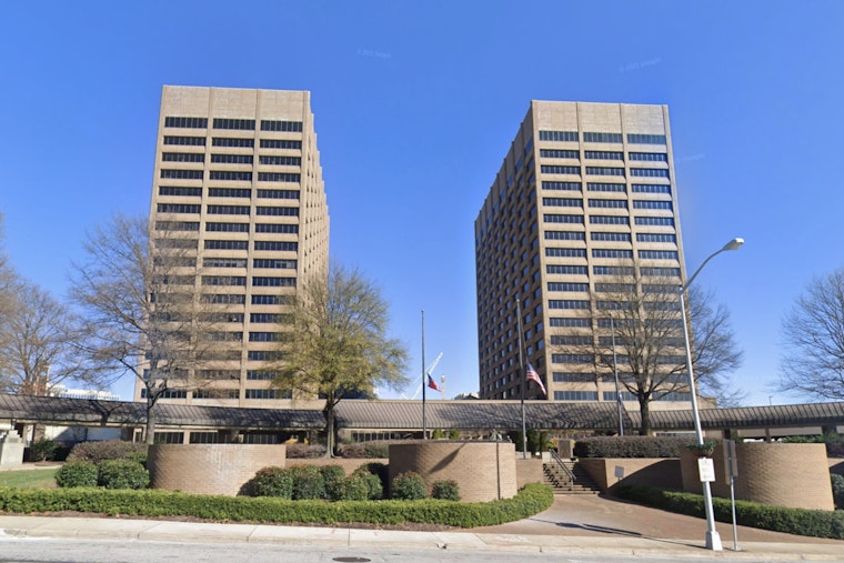 Georgia Pols Supercharge Pharmacists, Leave Community Health Workers on the Bench