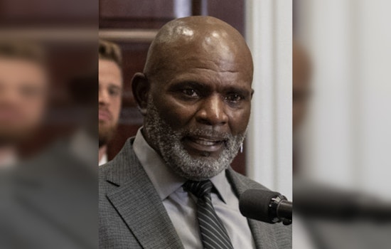 Giants Great Lawrence Taylor Rushed To Jersey Hospital After Health Scare
