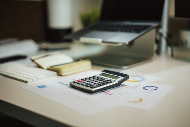 Glendale Tax Pro Sounds Alarm as Scam Artists Target Last-Minute Filers