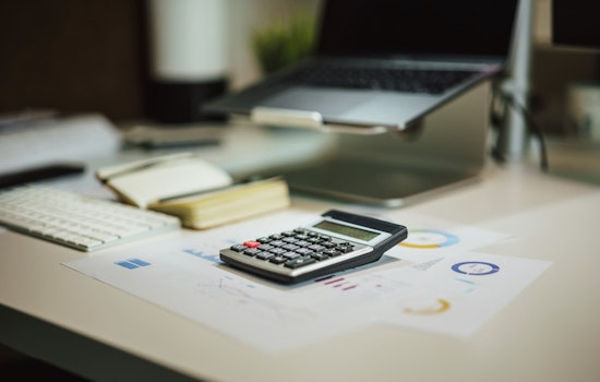 Glendale Tax Pro Sounds Alarm as Scam Artists Target Last-Minute Filers