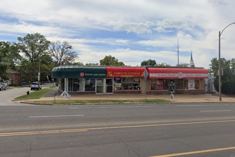 Gooey Louie Stages Sweet Comeback on Chippewa Next to Ted Drewes