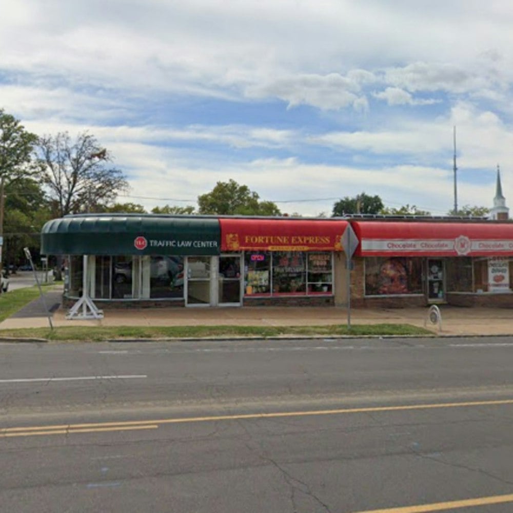 Gooey Louie Stages Sweet Comeback on Chippewa Next to Ted Drewes