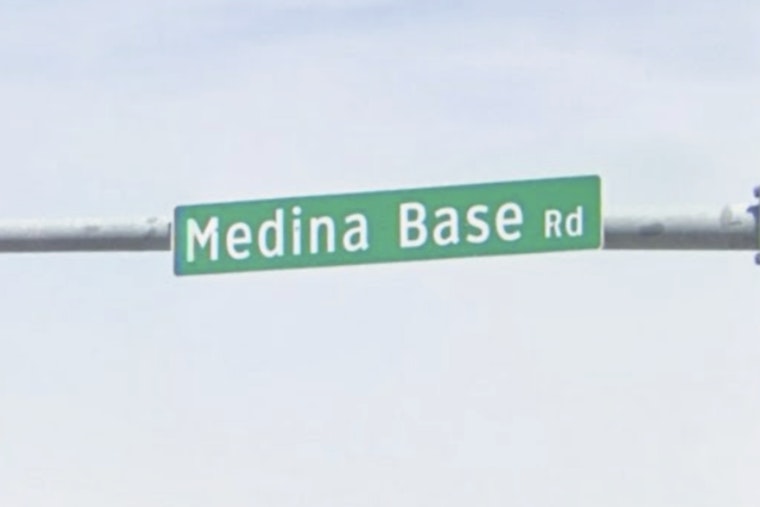 Graveyard-Shift Driver Finds Man Critically Hurt In Middle Of Medina Base Road