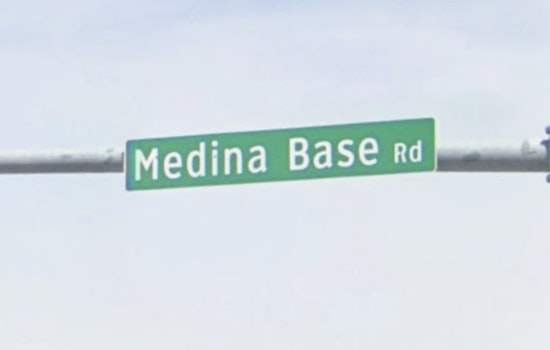 Graveyard-Shift Driver Finds Man Critically Hurt In Middle Of Medina Base Road