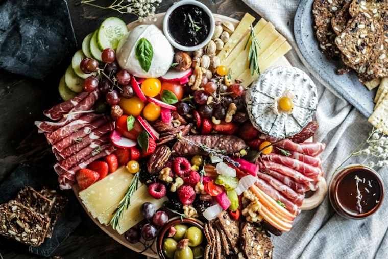Cheeseboard Frenzy Hits Katy Freeway As Graze Craze Lands In Memorial-Galleria
