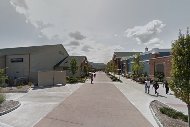 Gucci Heist Chaos At Woodbury Commons As Smash-and-Grab Crew Bolts To Jersey