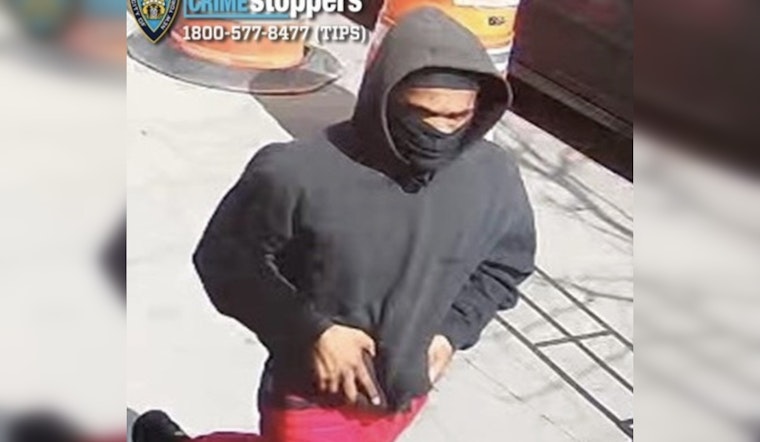 Gun-Wielding Robber Rips Chain From Woman Outside Mott Haven Building