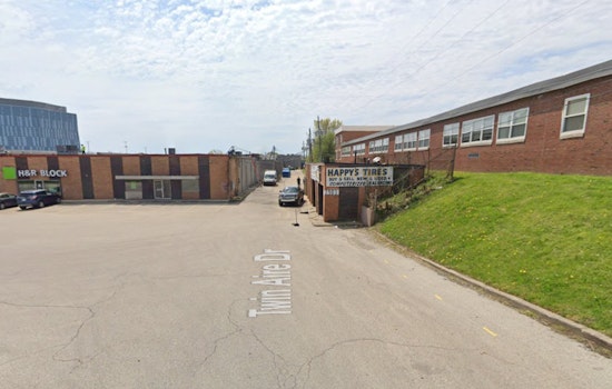 Gunfire Erupts At Twin Aire Kroger, Rattling Near East Side Shoppers