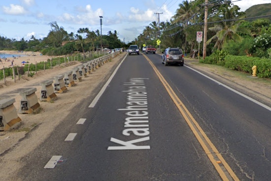 Gunman Vaults Counter, Snatches Cash Box From Haleiwa Shop on Kamehameha Highway