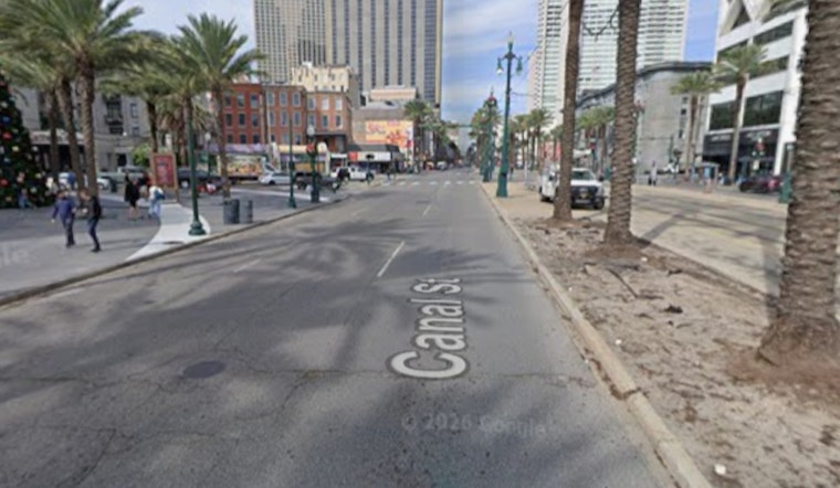 Hammer-Wielding Bandit Nabs Canal Street Register, Escapes On City Bus