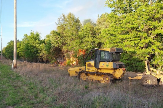 Hampshire Wildfire Scorches Lecanto Pines As Crews Lock In 90 Percent Containment