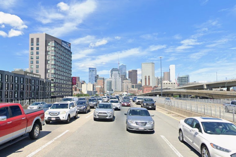 Harbor Breeze Keeps Boston Stuck In The 50s