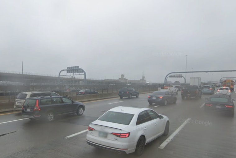 Harbor Fog Smothers Boston As Sunday Soaker Moves In