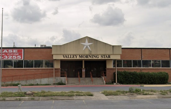Harlingen Neighbors Furious Over Talk of Migrant Lockup at Old Newspaper HQ