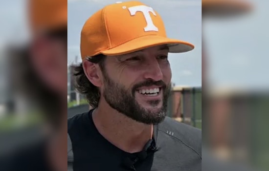 Harper Hotline: Tony Vitello Called Phillies Star Before Grabbing Giants Gig