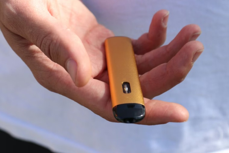 Hawaii Schools Rig Bathroom Ceilings With Halo Sensors in Vape Crackdown