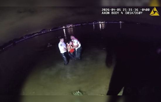Heart-Stopping Bodycam Shows Tampa Deputies Dive In To Save Woman From Sinking Car