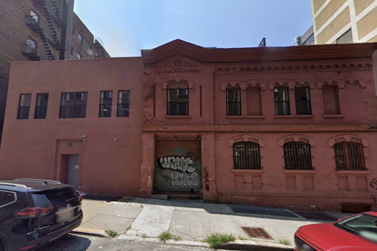 Hell's Kitchen Studio On West 57th May Flip To 400 Apartments