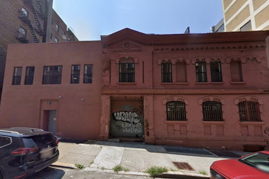Hell's Kitchen Studio On West 57th May Flip To 400 Apartments