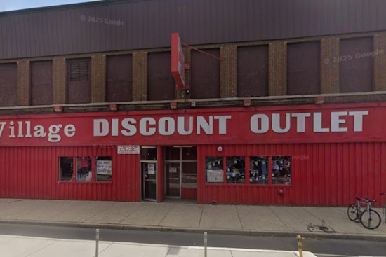 Hidden Bathroom Cam Bust Rocks Logan Square Thrift Shop