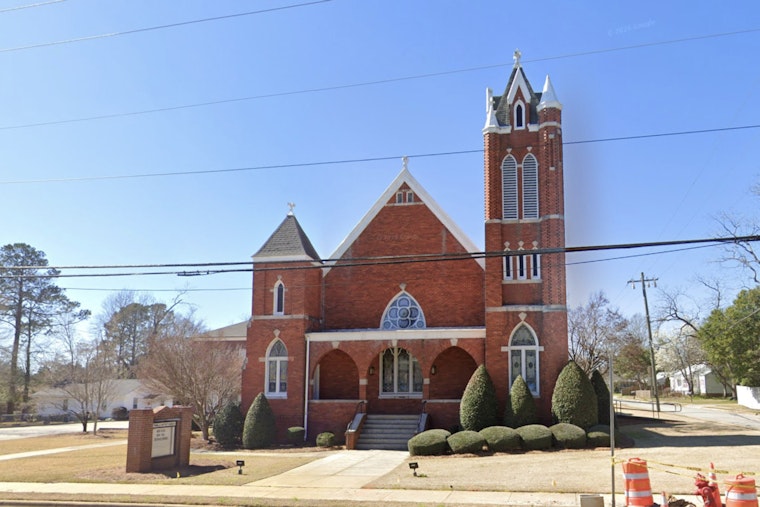 High-Speed Tennille Chase Ends With Car In Church Wall