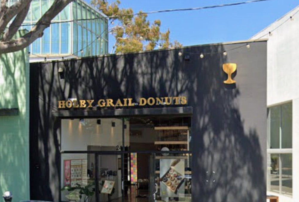 Holey Grail and Samosa House Close on Santa Monica's Main St