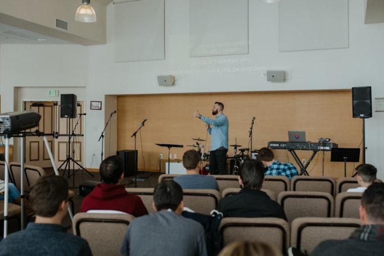 Holy Role Reversal: Young Men Now More Religious Than Women, Gallup Finds