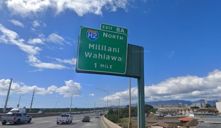 Honolulu Highway Havoc As Overturned Dump Truck Forces H-1 Drivers Onto H-2