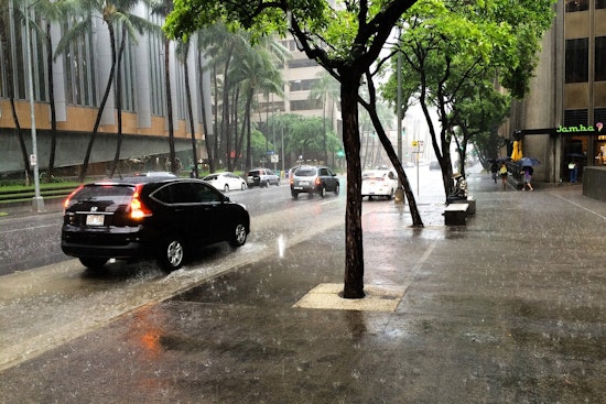 Honolulu Wakes Up Swamped as Flood Watch Fizzles but Sticky Showers Hang On