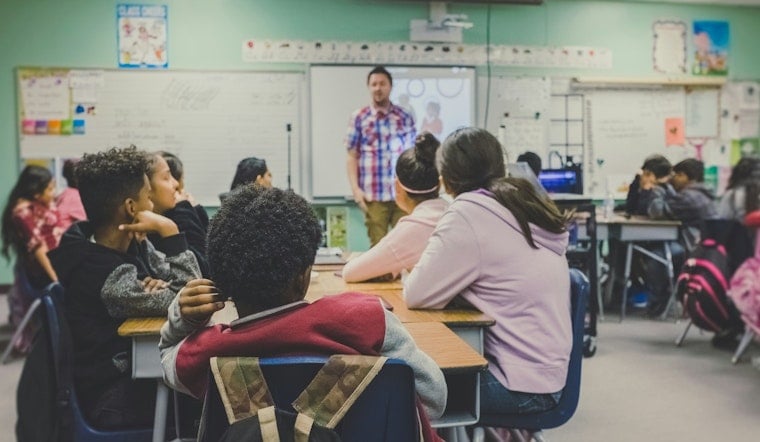 Hoosier Teacher Pay Sinks To 38th As Neighbor States Leave Indiana Behind