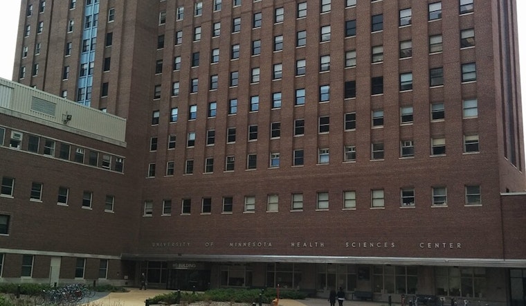 Hospital Showdown Truce Keeps U Doctors From Fleeing Minneapolis