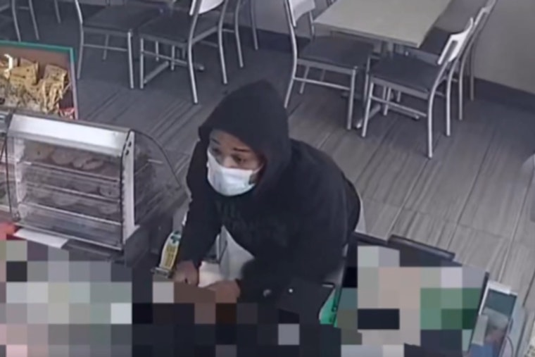 Houston Cops Hunt S. Lake Houston Parkway Robber, Dangle $5K Reward