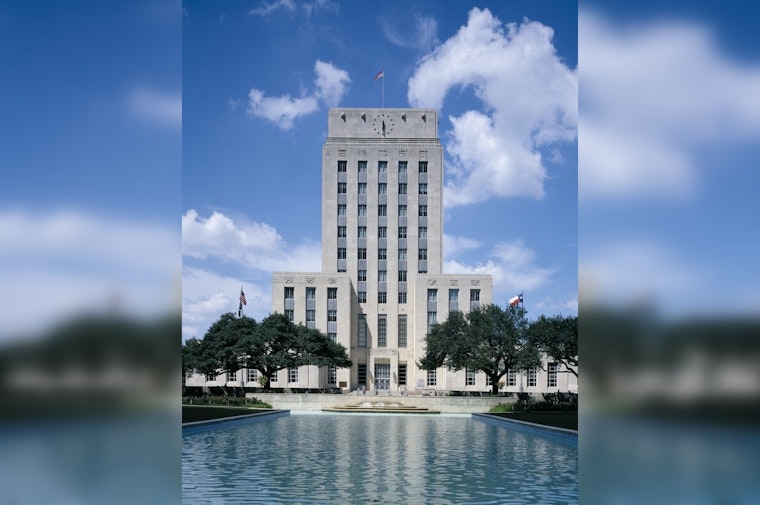 Houston Homeowners Braced For Another Insurance Gut Punch In 2026