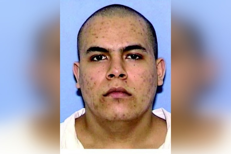 Houston Killer Who Bolted Briscoe Prison Still on the Run as Feds Turn Up Heat
