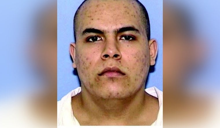 Houston Killer Who Bolted Briscoe Prison Still on the Run as Feds Turn Up Heat