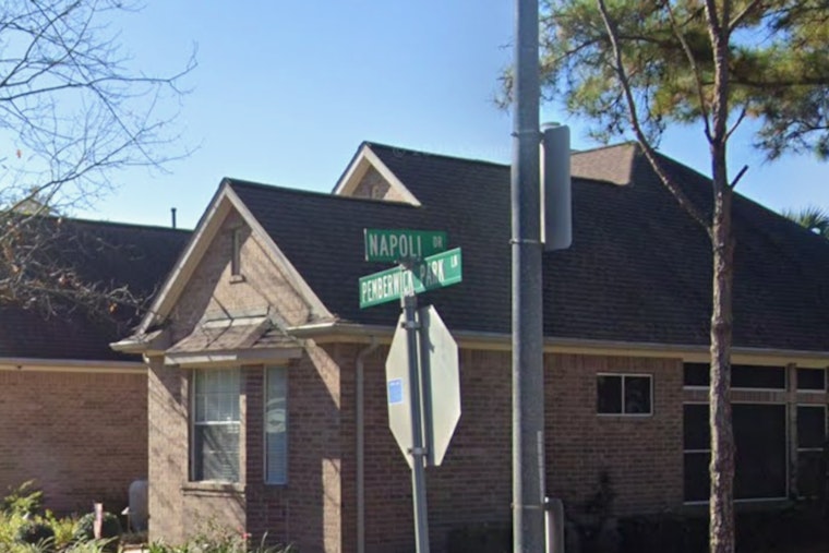 Cops Nab Man Found in Bed With 13-Year-Old After Alleged Houston Break-In